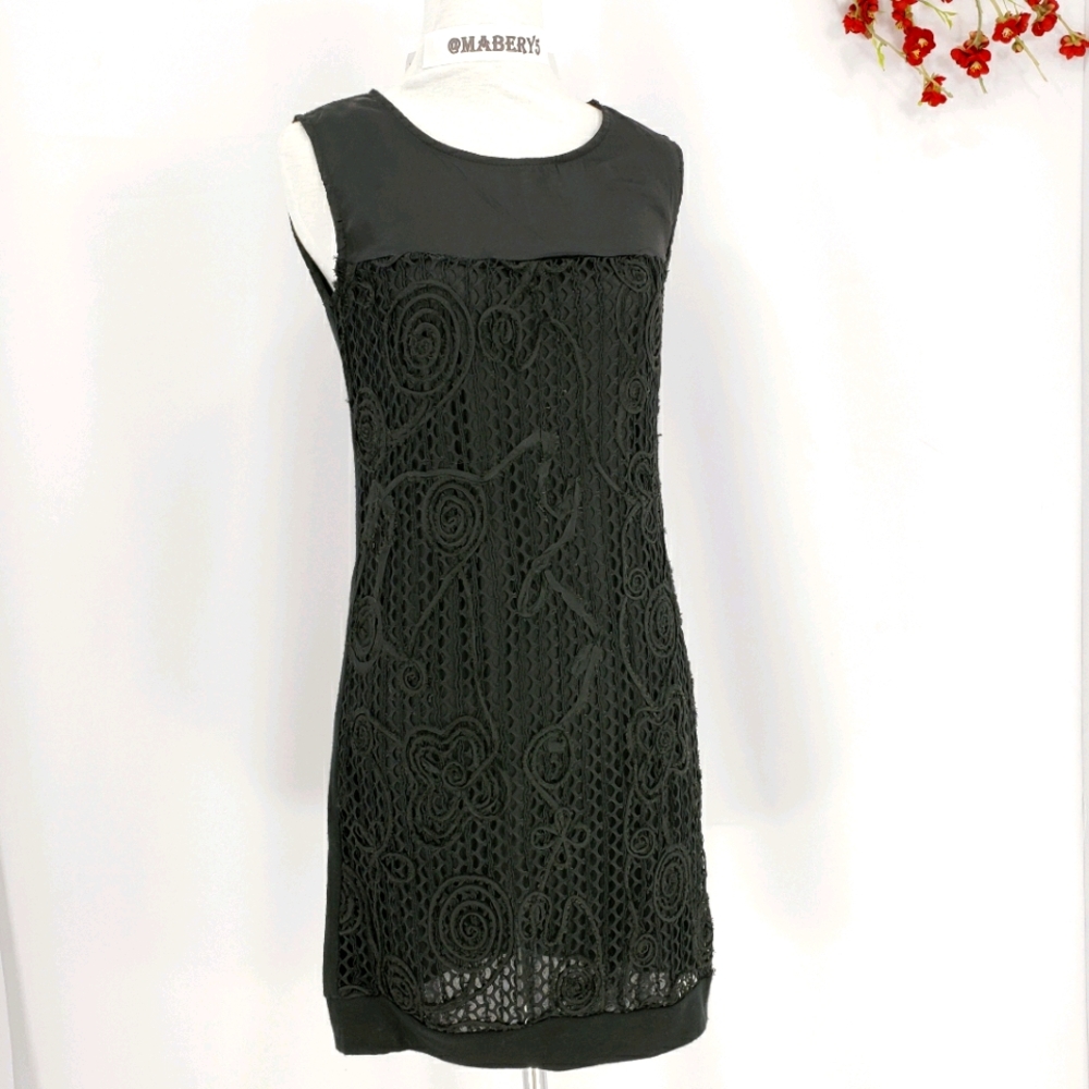 New FARINELLI Black Lace Lined  Mixed Media Sheath Dress sz S